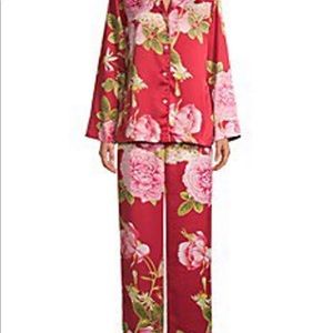 NEW! Natori Pajama Set